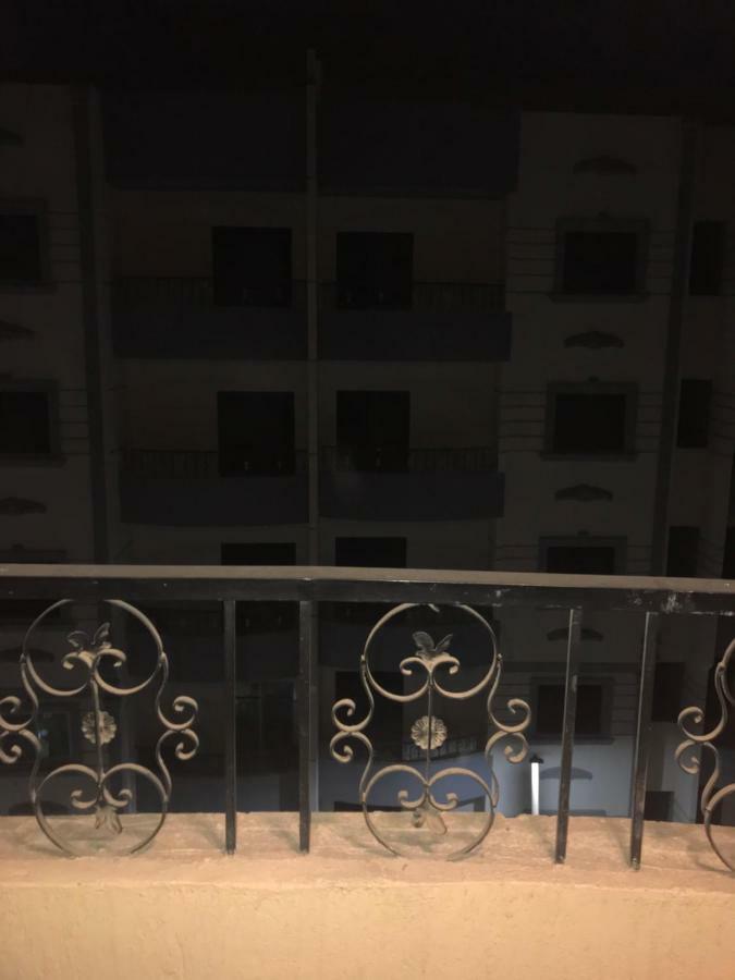 5 Stars Apartment Il Il Cairo Esterno foto