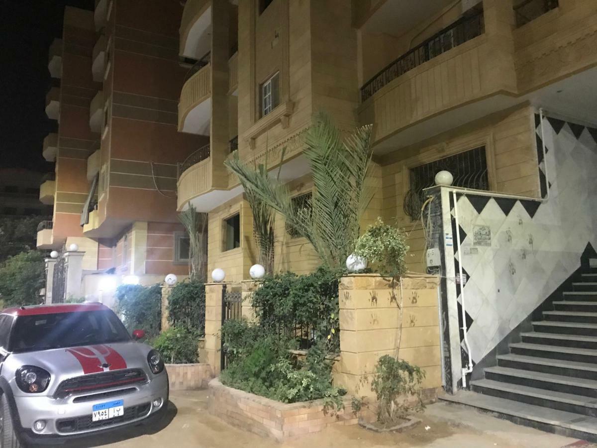 5 Stars Apartment Il Il Cairo Esterno foto